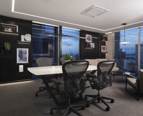 Diseño de Iluminación Oficinas Corporativas IDC Guatemala 5